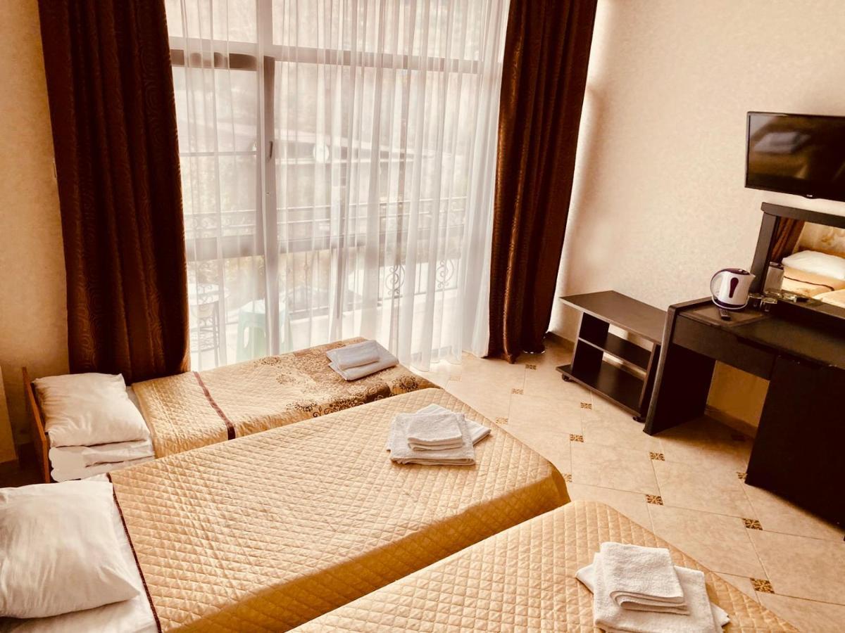 Коралл - Coral Sea Hotel Tsandrypsh Eksteriør billede