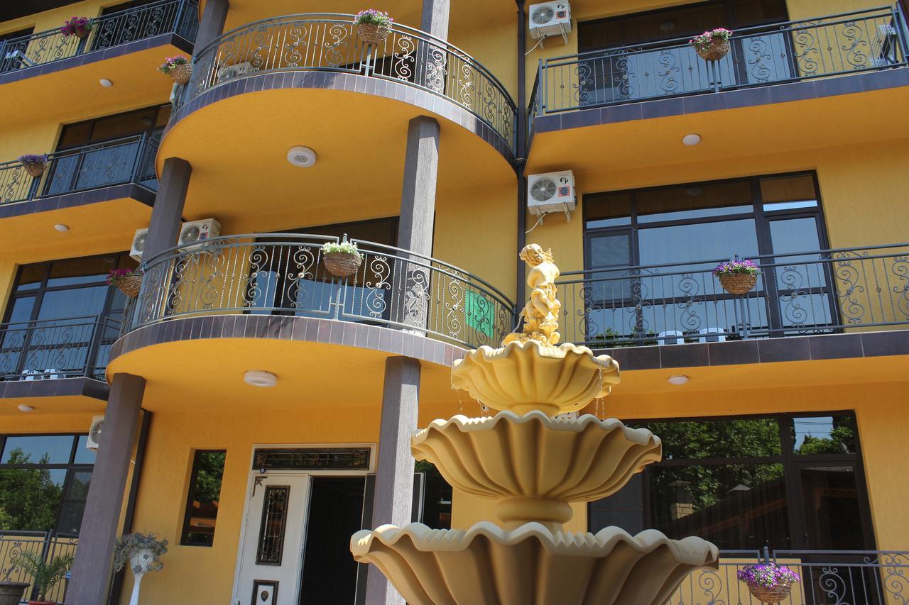 Коралл - Coral Sea Hotel Tsandrypsh Eksteriør billede